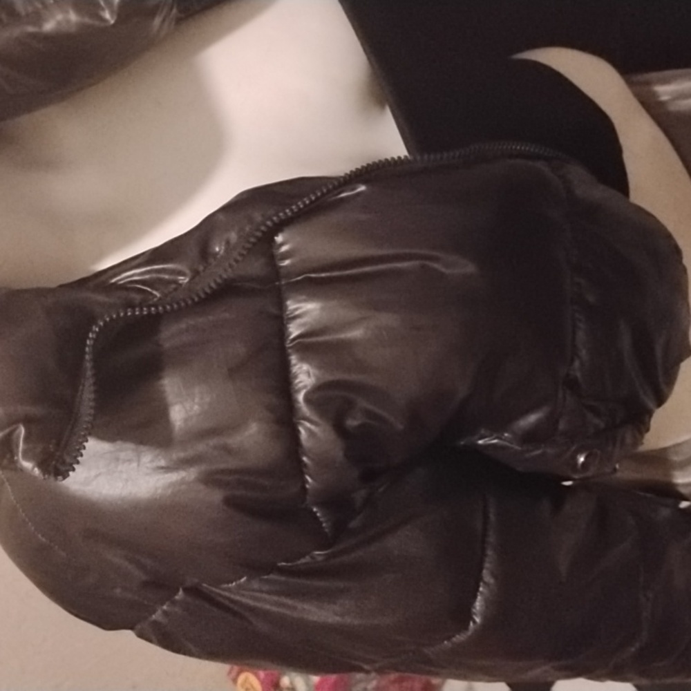 black puffer jacket